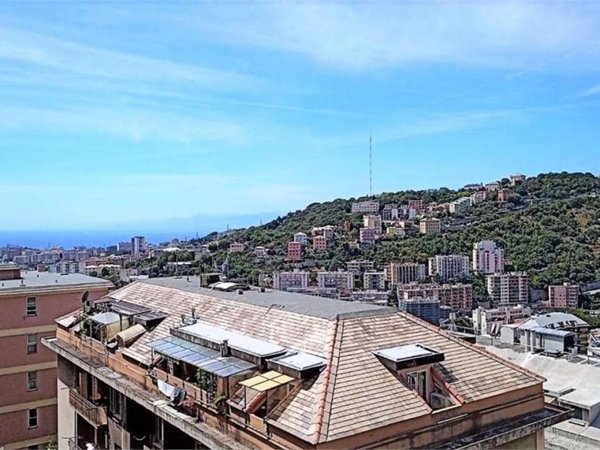 appartamento in vendita a Genova in zona Lagaccio / Granarolo