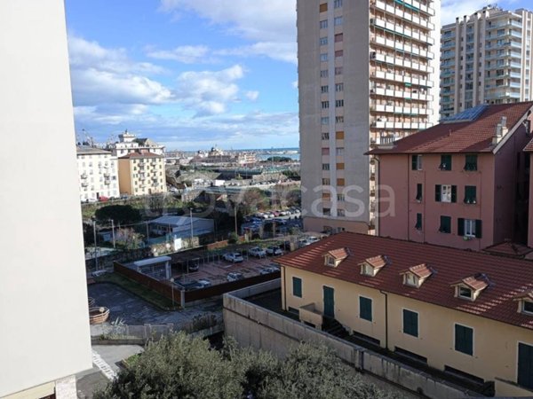 appartamento in vendita a Genova in zona Pegli