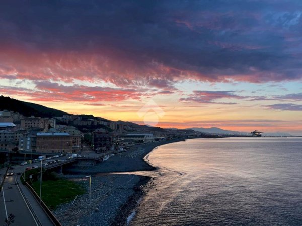 appartamento in vendita a Genova in zona Crevari
