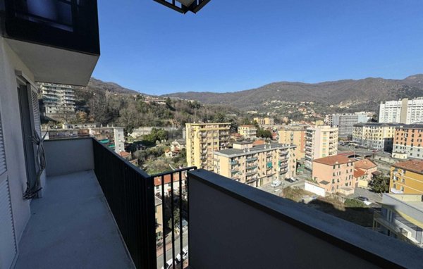 appartamento in vendita a Genova in zona Quarto dei Mille