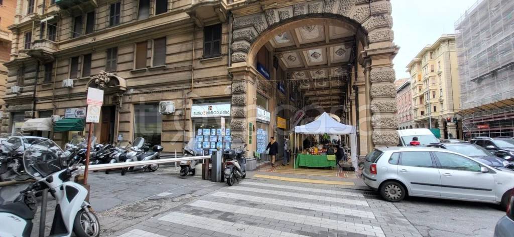 appartamento in vendita a Genova in zona Sampierdarena