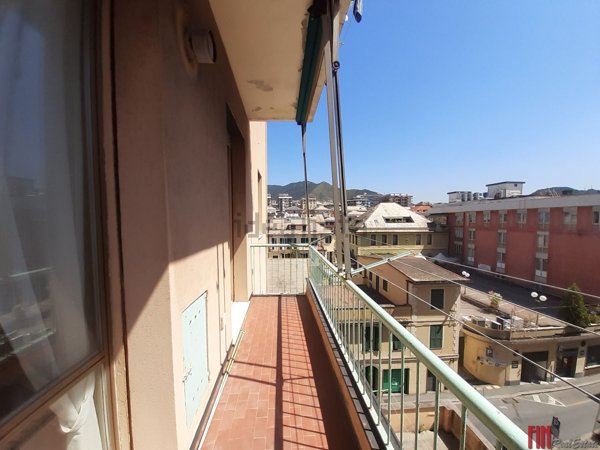 appartamento in vendita a Genova in zona Sestri Ponente