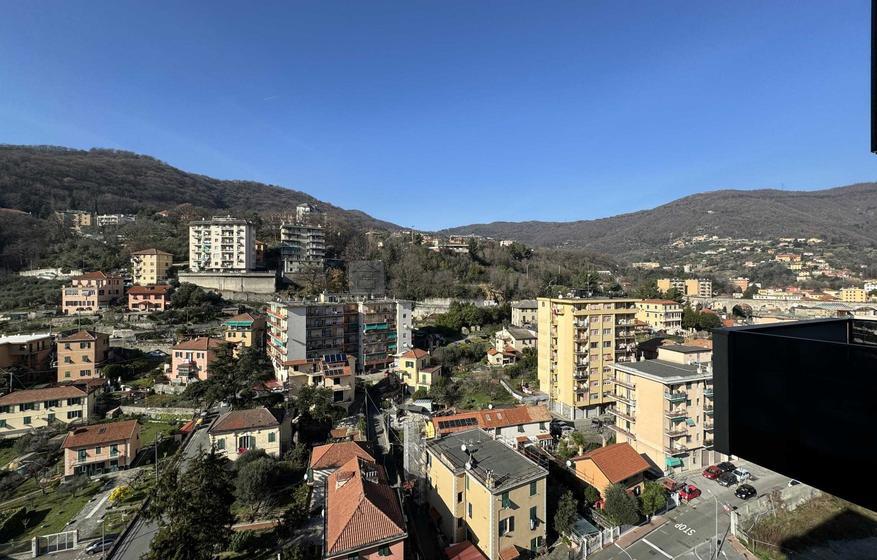 appartamento in vendita a Genova in zona Quarto dei Mille