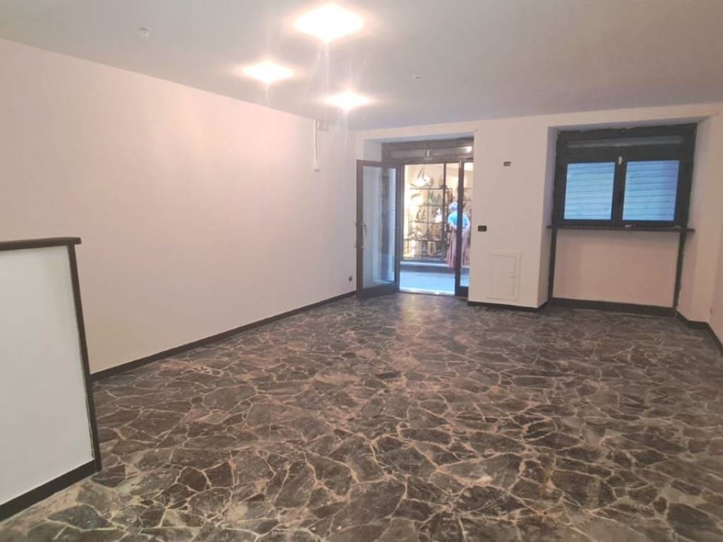 negozio in affitto a Genova in zona Centro Storico