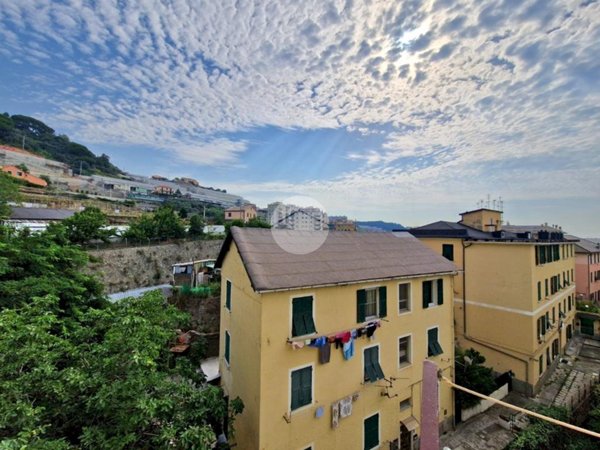 appartamento in vendita a Genova in zona Palmaro / Pra'