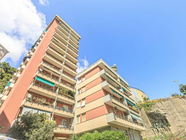 appartamento in vendita a Genova in zona San Benigno