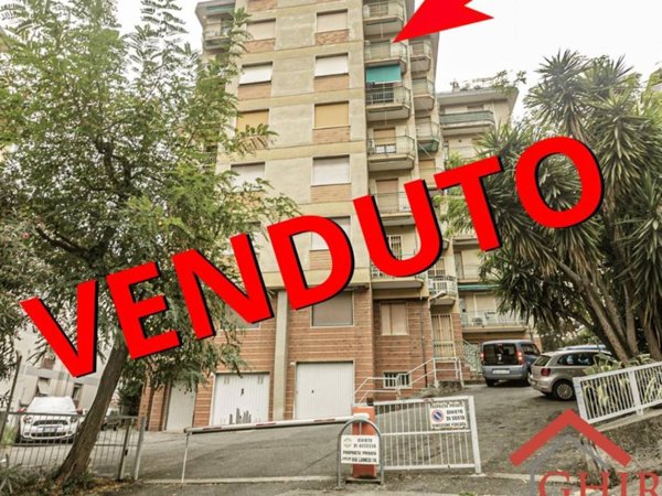 appartamento in vendita a Genova in zona Sestri Ponente