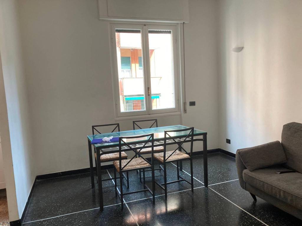 appartamento in vendita a Genova in zona Struppa