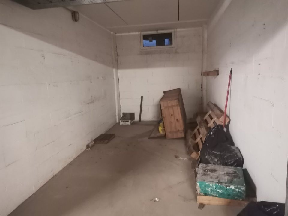appartamento in vendita a Genova in zona Certosa