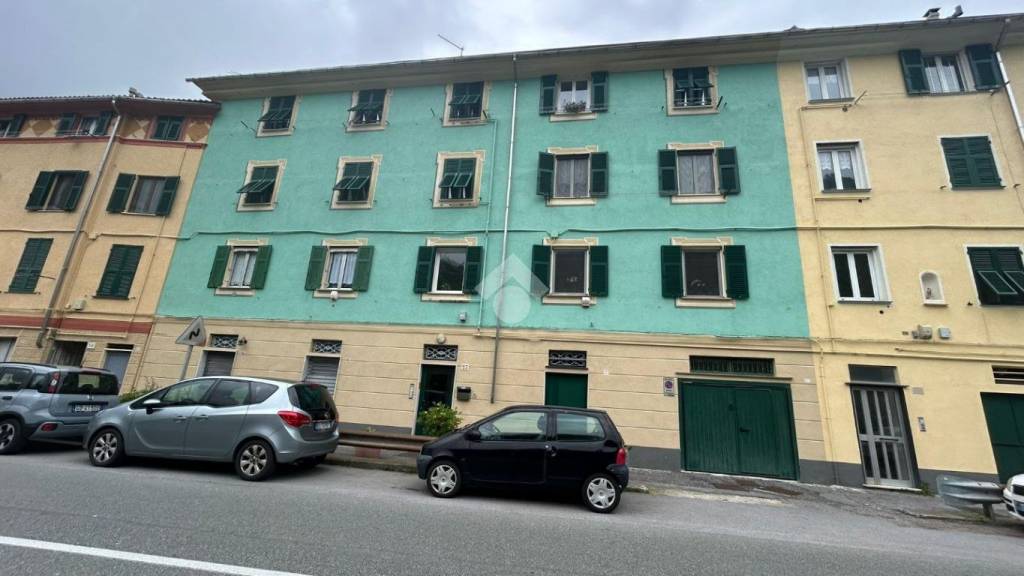 appartamento in vendita a Genova in zona Voltri