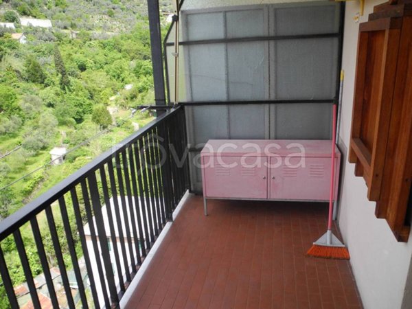 appartamento in vendita a Genova in zona Quezzi