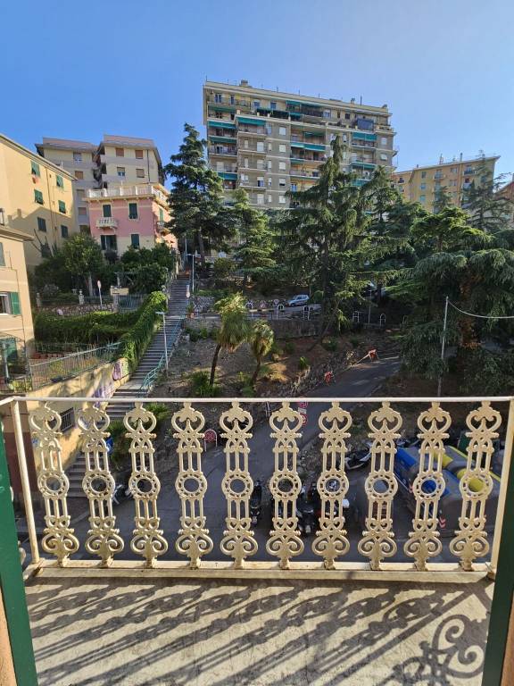 appartamento in vendita a Genova