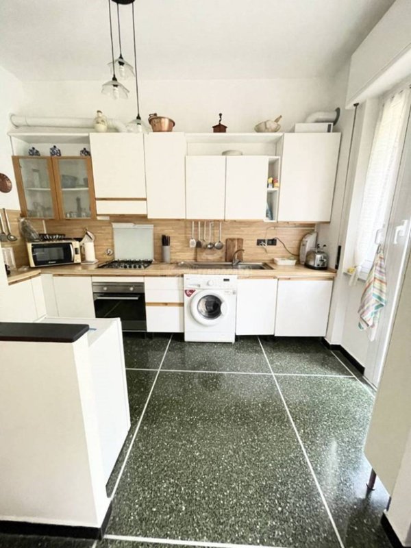 appartamento in vendita a Genova in zona Sampierdarena