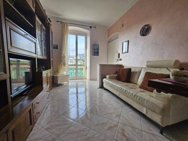 appartamento in vendita a Genova in zona Sampierdarena