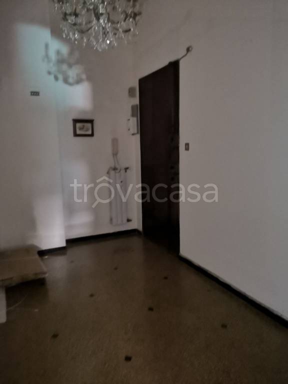 appartamento in vendita a Genova in zona Palmaro / Pra'