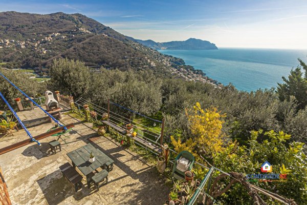 casa indipendente in vendita a Genova in zona Nervi