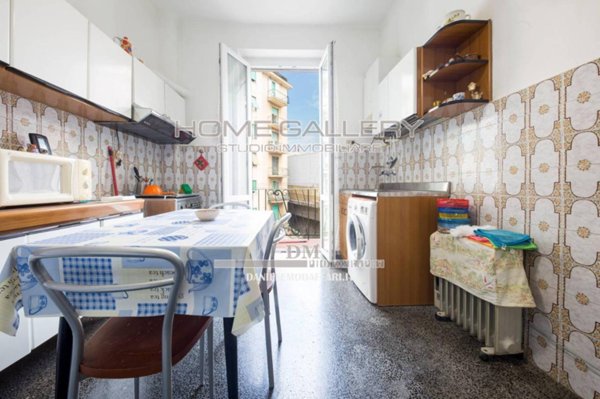 appartamento in vendita a Genova in zona Sampierdarena