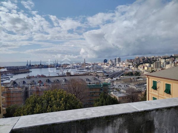 appartamento in vendita a Genova in zona Lagaccio / Granarolo