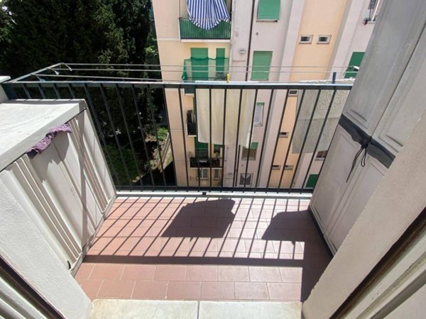 appartamento in vendita a Genova in zona Sestri Ponente