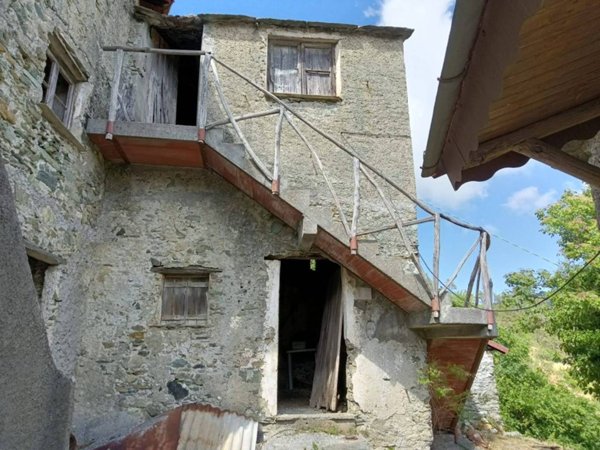 casa indipendente in vendita a Genova in zona Pegli