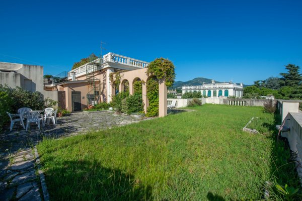 appartamento in vendita a Genova in zona Albaro