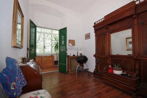 appartamento in vendita a Genova in zona Bolzaneto