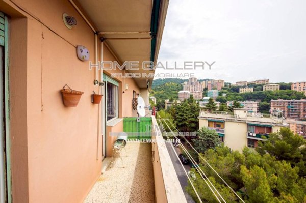 appartamento in vendita a Genova in zona Oregina