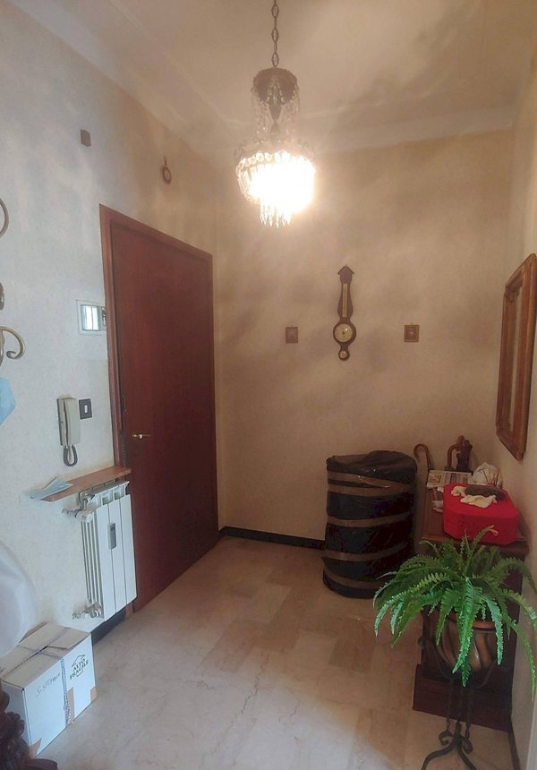 appartamento in vendita a Genova in zona Sampierdarena
