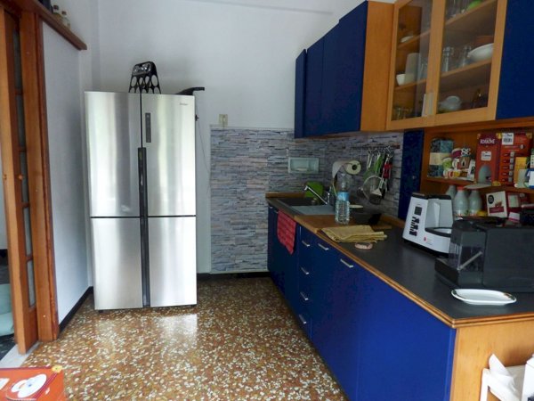appartamento in vendita a Genova in zona Pegli
