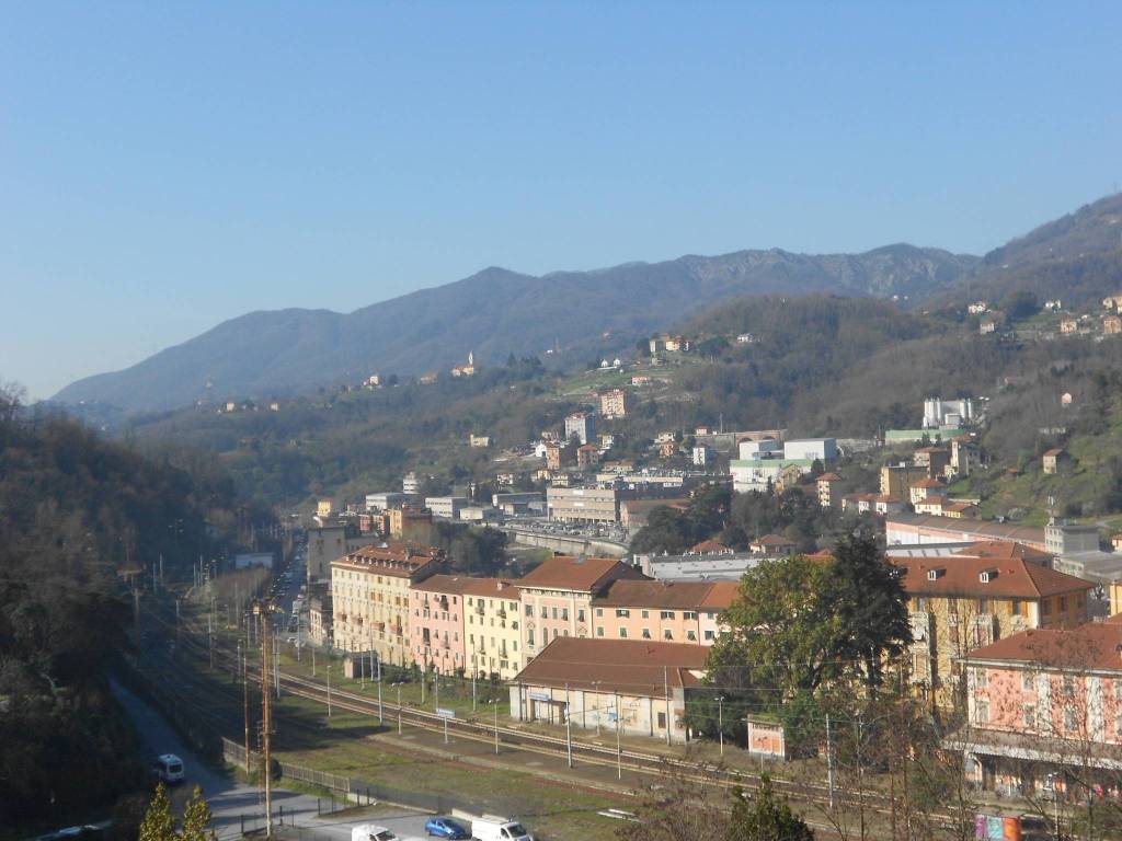 appartamento in vendita a Genova in zona Pontedecimo