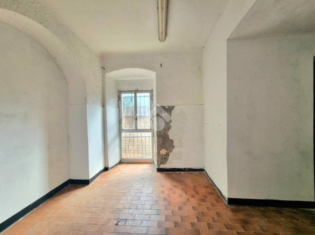 trivano in vendita a Genova in zona Cornigliano