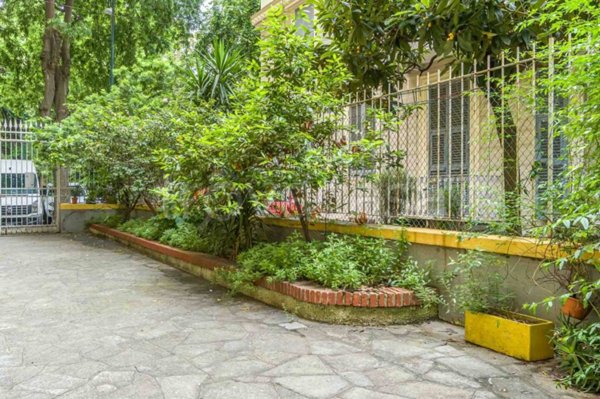 appartamento in vendita a Genova in zona Castelletto