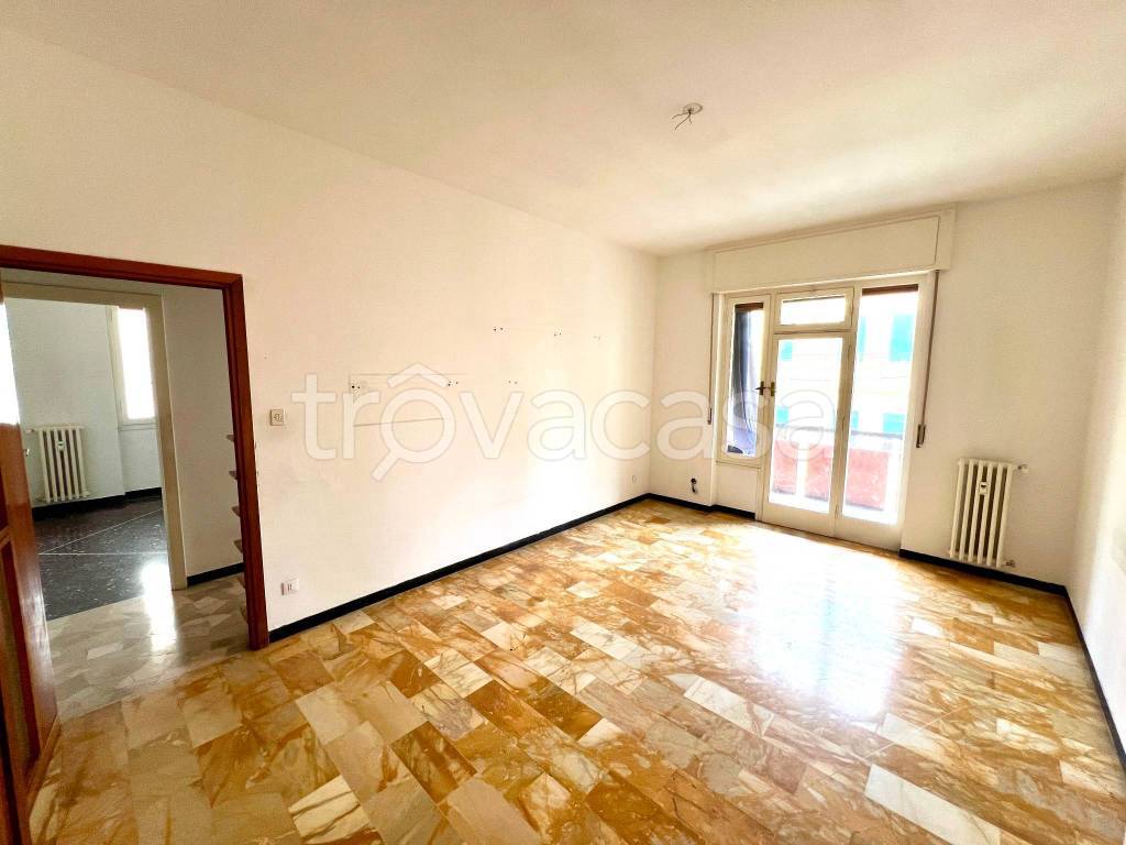 appartamento in vendita a Genova in zona Marassi