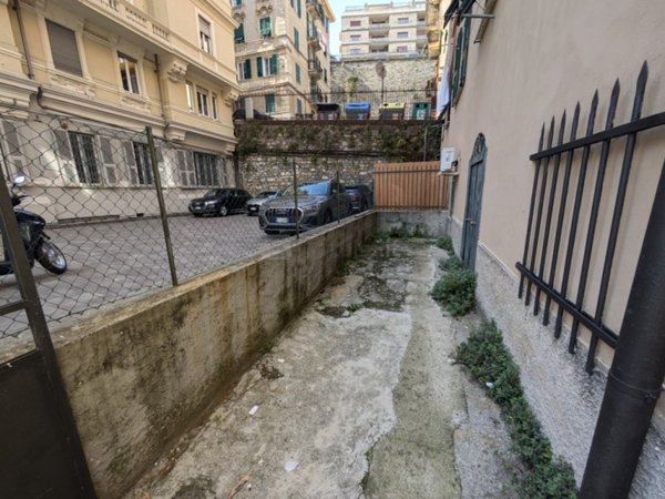 appartamento in vendita a Genova in zona Castelletto