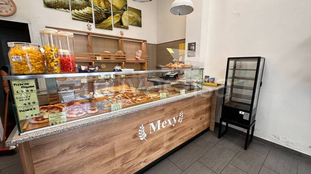 negozio in vendita a Genova