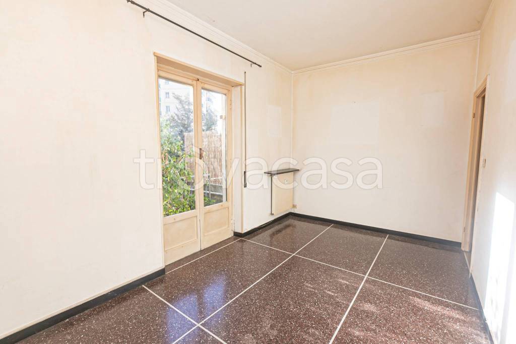 appartamento in vendita a Genova in zona Marassi