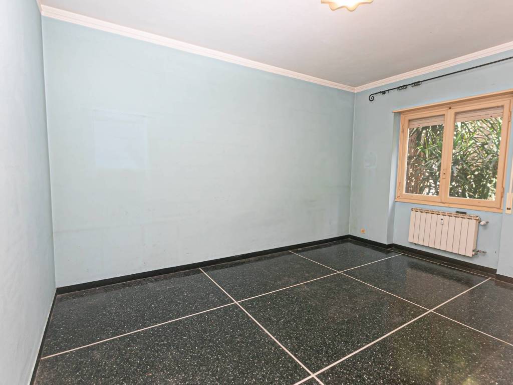 appartamento in vendita a Genova in zona Marassi