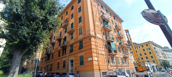 appartamento in vendita a Genova in zona Certosa