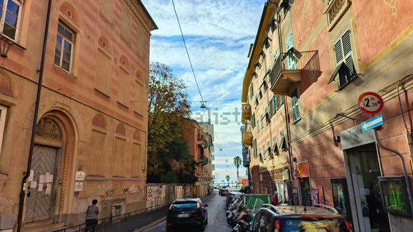 negozio in vendita a Genova in zona Pegli