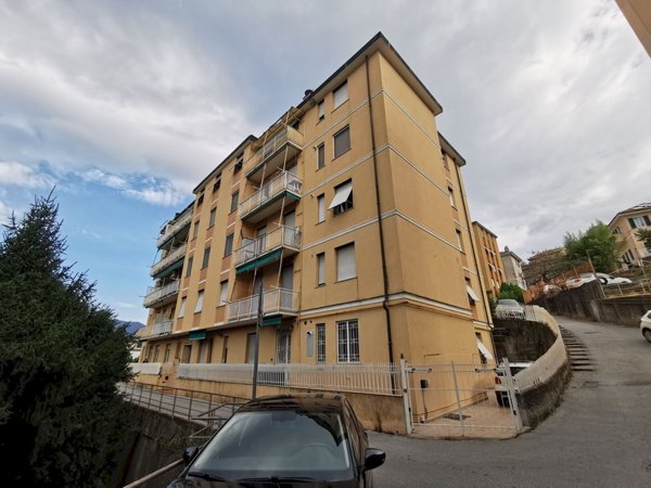 appartamento in vendita a Genova in zona Pontedecimo
