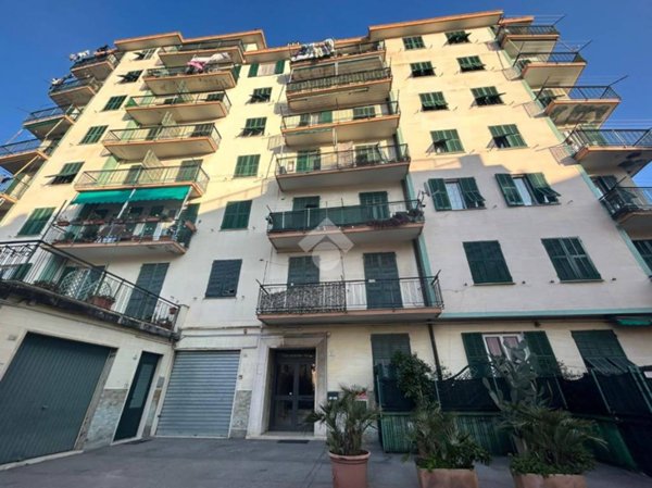 appartamento in vendita a Genova in zona Voltri