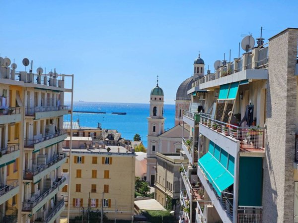 appartamento in vendita a Genova in zona Pegli