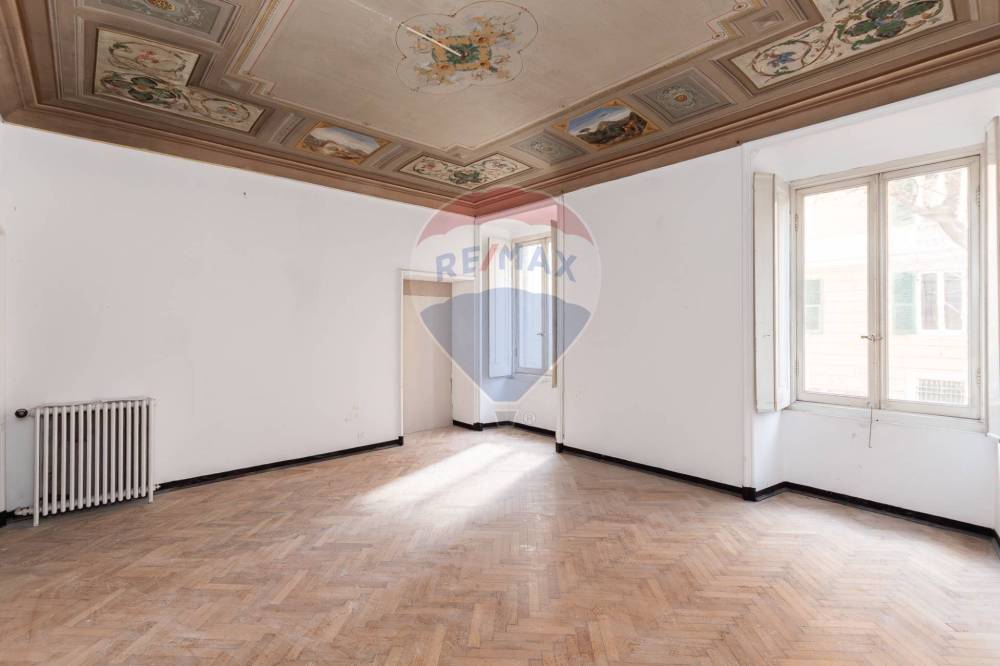 appartamento in vendita a Genova in zona Castelletto