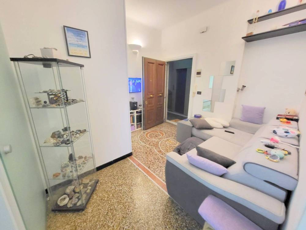 appartamento in vendita a Genova in zona Cornigliano