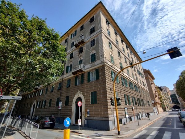 appartamento in vendita a Genova in zona Foce