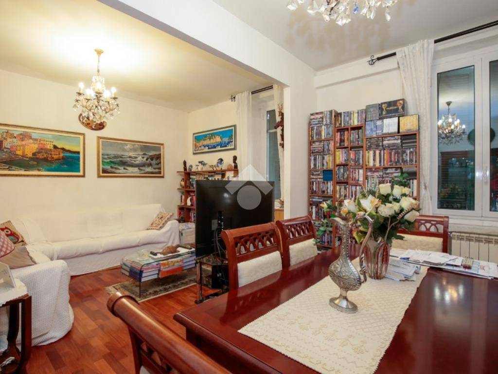 appartamento in vendita a Genova in zona Marassi