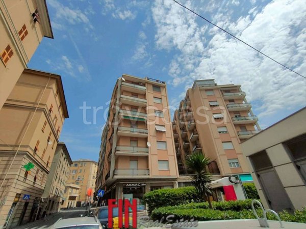 appartamento in vendita a Genova in zona Sestri Ponente
