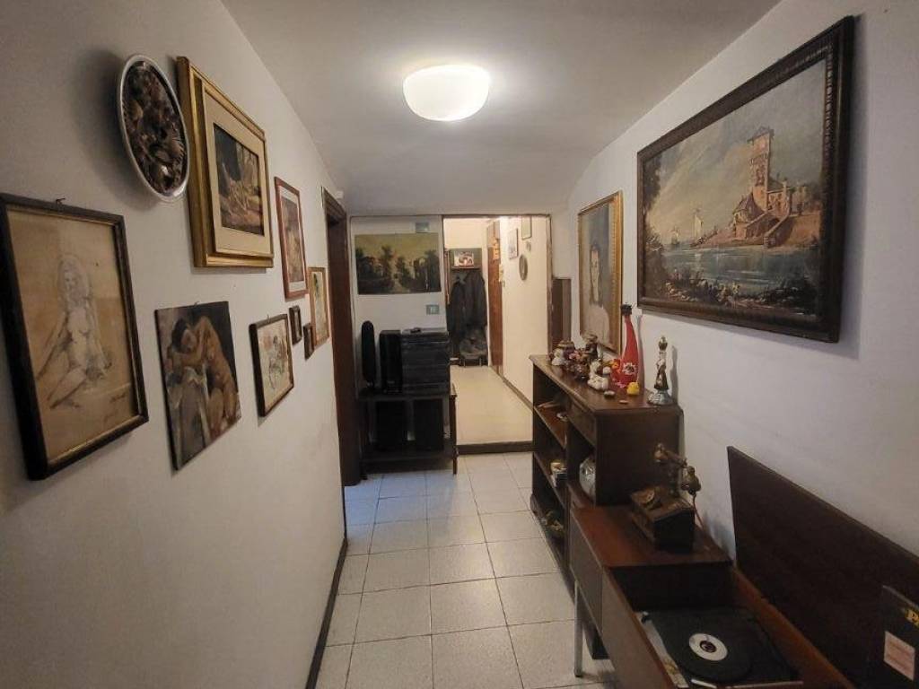 appartamento in vendita a Genova in zona Cornigliano