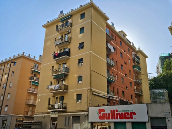 appartamento in vendita a Genova in zona Oregina