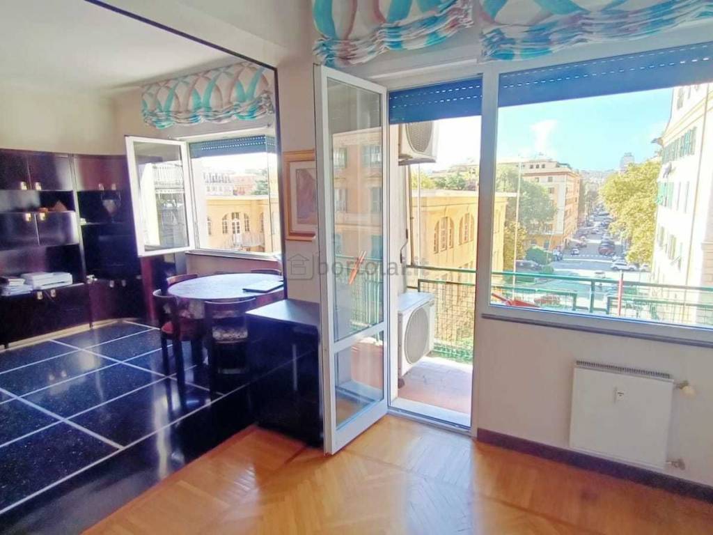 appartamento in vendita a Genova in zona Albaro